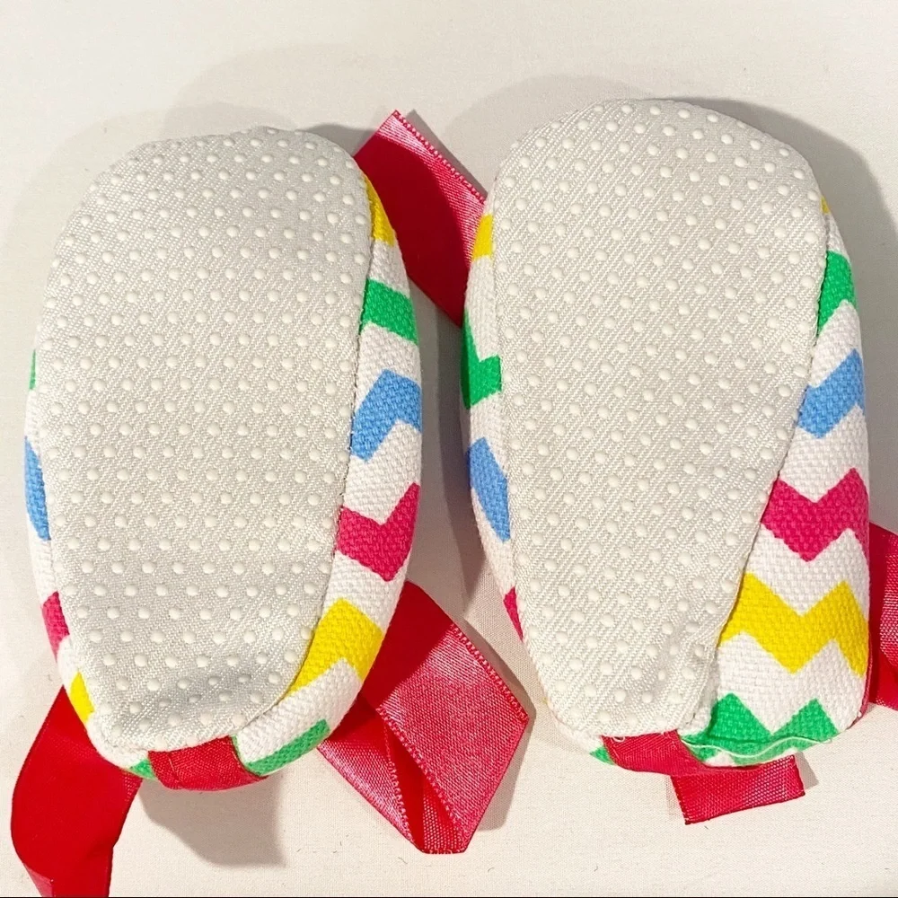 NEW Newborn Baby Girls Crib Shoes Rainbow